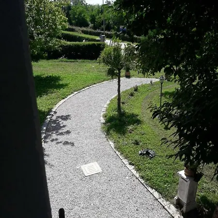 Tenuta Crescentini-vallemura ,appartamenti Con Entrata Indipendente *